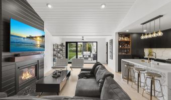 2146 Foster St, Oceanside, CA 92054