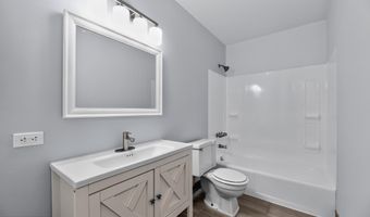 29 Ravenwood Blvd, Barnegat, NJ 08005