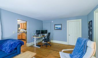 86 High St, Belfast, ME 04915