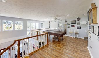 217 MARINE Dr, Brookings, OR 97415