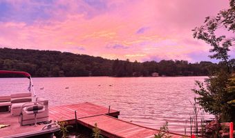 260 Sherwood Dr, Becket, MA 01223