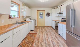 700 Dean Ave, Arco, ID 83213