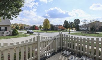 2546 Big Bear Ln, Indianapolis, IN 46217