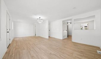 5999 Ambleside Dr, Columbus, OH 43229