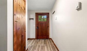 36 High St, Antrim, NH 03440