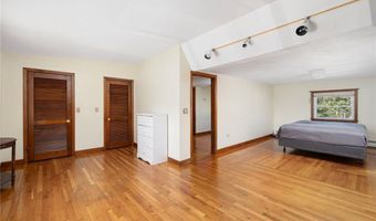 500 Third Beach Rd, Middletown, RI 02842