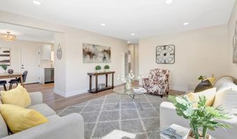 9188 Valencia St, Spring Valley, CA 91977