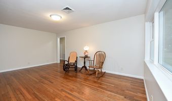 11 Shadow Ln, Apalachicola, FL 32320