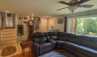 72 Tabor Cir, Albany, NH 03818