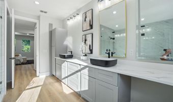 5719 PENINSULAR Dr, Belle Isle, FL 32809