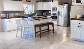 19549 E SCENIC LOOP Rd E, Black Canyon City, AZ 85324