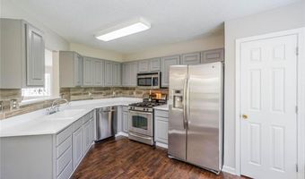 3272 Peach Ct NW, Acworth, GA 30101