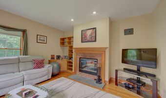 15 Dilaj Dr, Columbia, CT 06237
