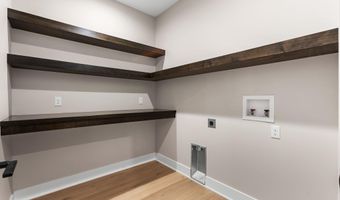 815 S Lakeview Way, Ashland, NE 68003