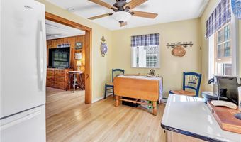 39 Cedar Dr, Danbury, CT 06811