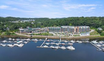 60 Merrimac St 701, Amesbury, MA 01913