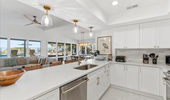 102 TUNA St, Anna Maria, FL 34216