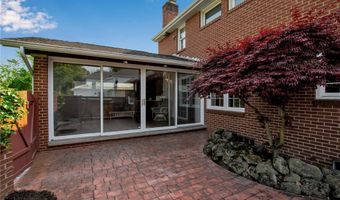 64 Dan Troy Dr, Amherst, NY 14221