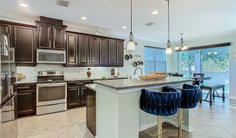 168 MAGNETA Loop, Auburndale, FL 33823