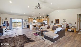 8 Lakota Ct, Cody, WY 82414