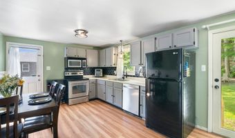 164 Chestnut St, Brattleboro, VT 05301