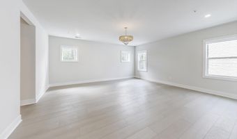 6934 RENITA Ln, Bethesda, MD 20817