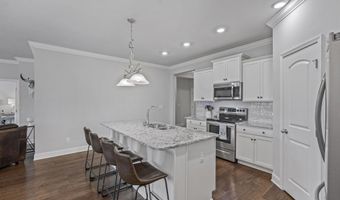 14697 Norfleet Dr, Athens, AL 35613