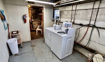 10 S Woodard Ave, Absarokee, MT 59001