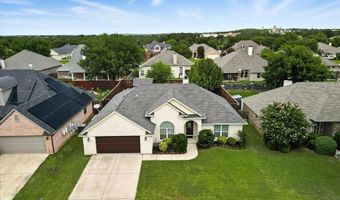 213 Wayne Dr, Aledo, TX 76008