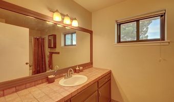 105 Canyon Dr, Alpine, TX 79830