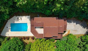 940 Daniels Crk, Banner, KY 41603