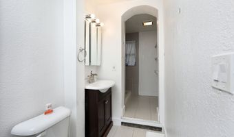 3832 Bowdoin St, Des Moines, IA 50313