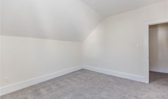 73 Maple Ave, Johnston, RI 02919