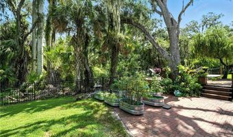 16461 Oakview Cir, Alva, FL 33920