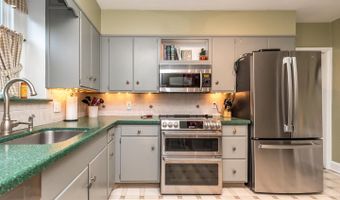 1431 WHEATSHEAF Ln, Abington, PA 19001