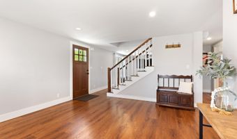 37 Trolly Farm Way, Falmouth, ME 04105