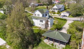 90 Grand Ave, Beattyville, KY 41311