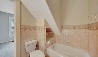 823 N 11th St, Beatrice, NE 68310
