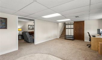 6684 133rd St W, Apple Valley, MN 55124