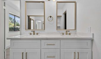 2216 Marlboro Dr, Henderson, NV 89014