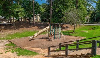 4559 Collins Ave, Acworth, GA 30101