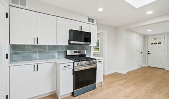 23 Mathiasen Pl 23, Aberdeen, NJ 07747