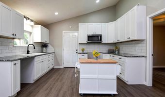 5103 Private Rd 1194, Aurora, MO 65605