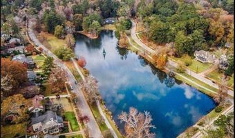 301 Cobblestone, Avondale Estates, GA 30002