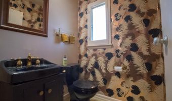 4313 WOODLARK Dr, Annandale, VA 22003
