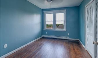 27 May St, Blackstone, MA 01504