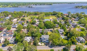 525 Barnegat Blvd, Beachwood, NJ 08722