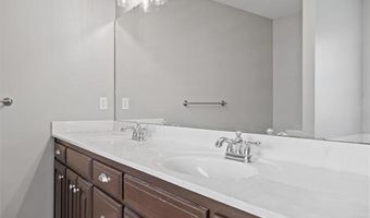 5812 Woodland Rd, Bartlesville, OK 74006
