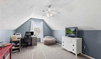 1900 N 159th Ter, Basehor, KS 66007