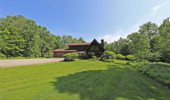 707 Benton Hill Rd, Becket, MA 01223